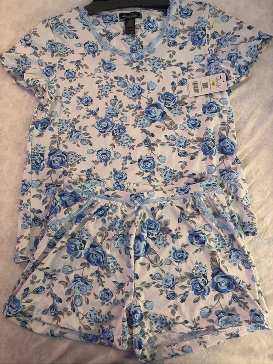 Rene Rofe Other - Womens Blue Floral Pajama Set - Soft Short Sleeve Top & Shorts by Rene Rofe